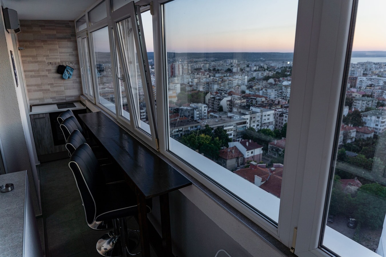 Viewtopia – Where Varna Glows Beneath Your Feet 8 Flat Manager Booking