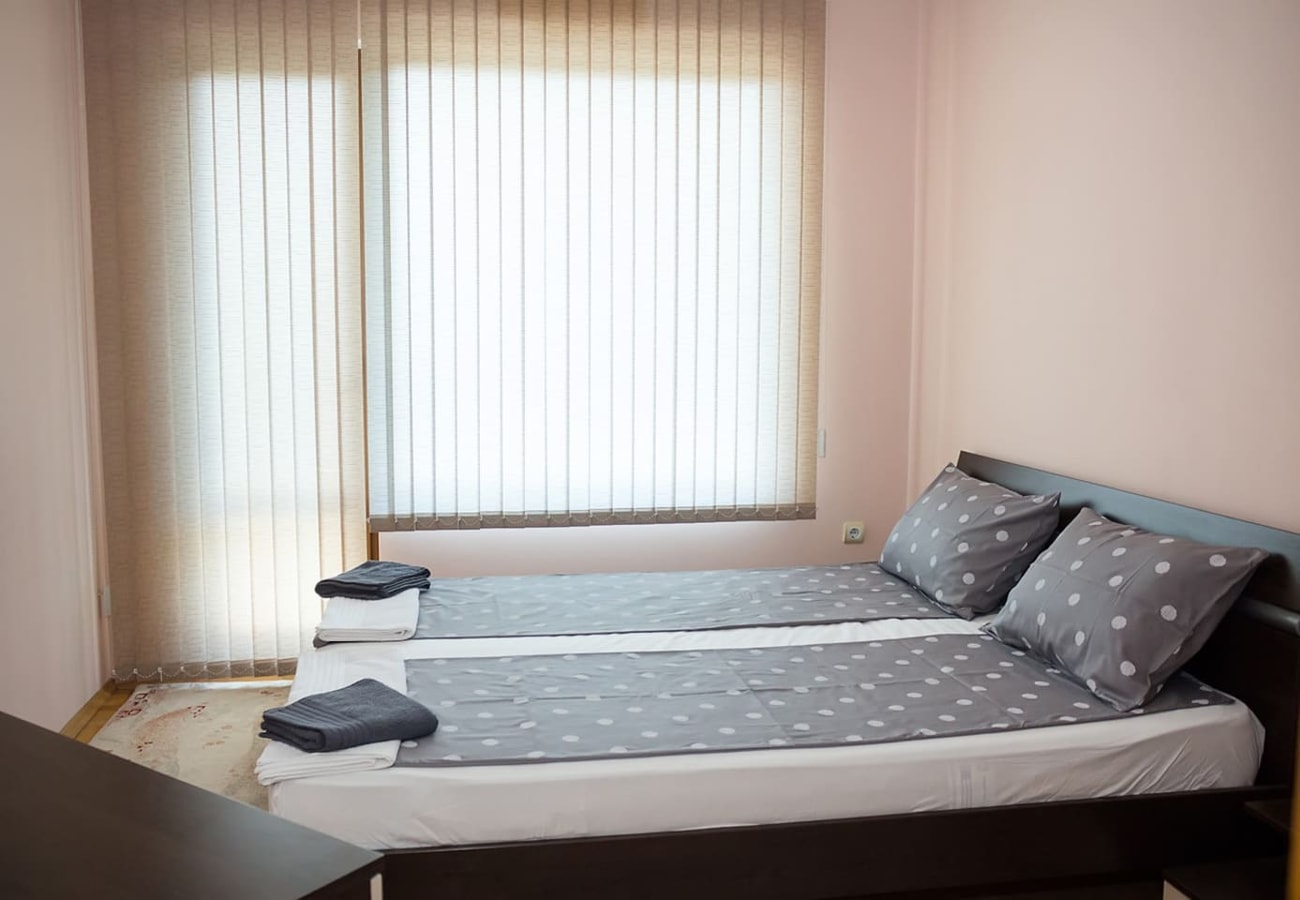 Leisurely Stay by the Sea Garden / 1-BDR Apartment 2 Flat Manager Booking