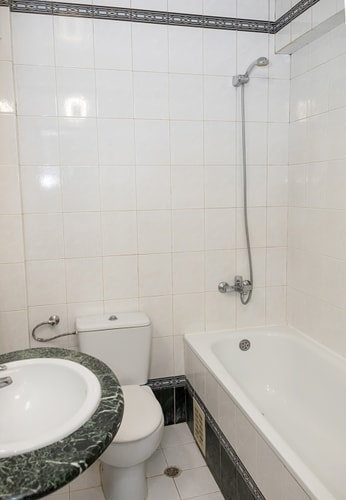 3BD Maisonette with Sea Views - Next to Sea Garden 32 Flat Manager Booking
