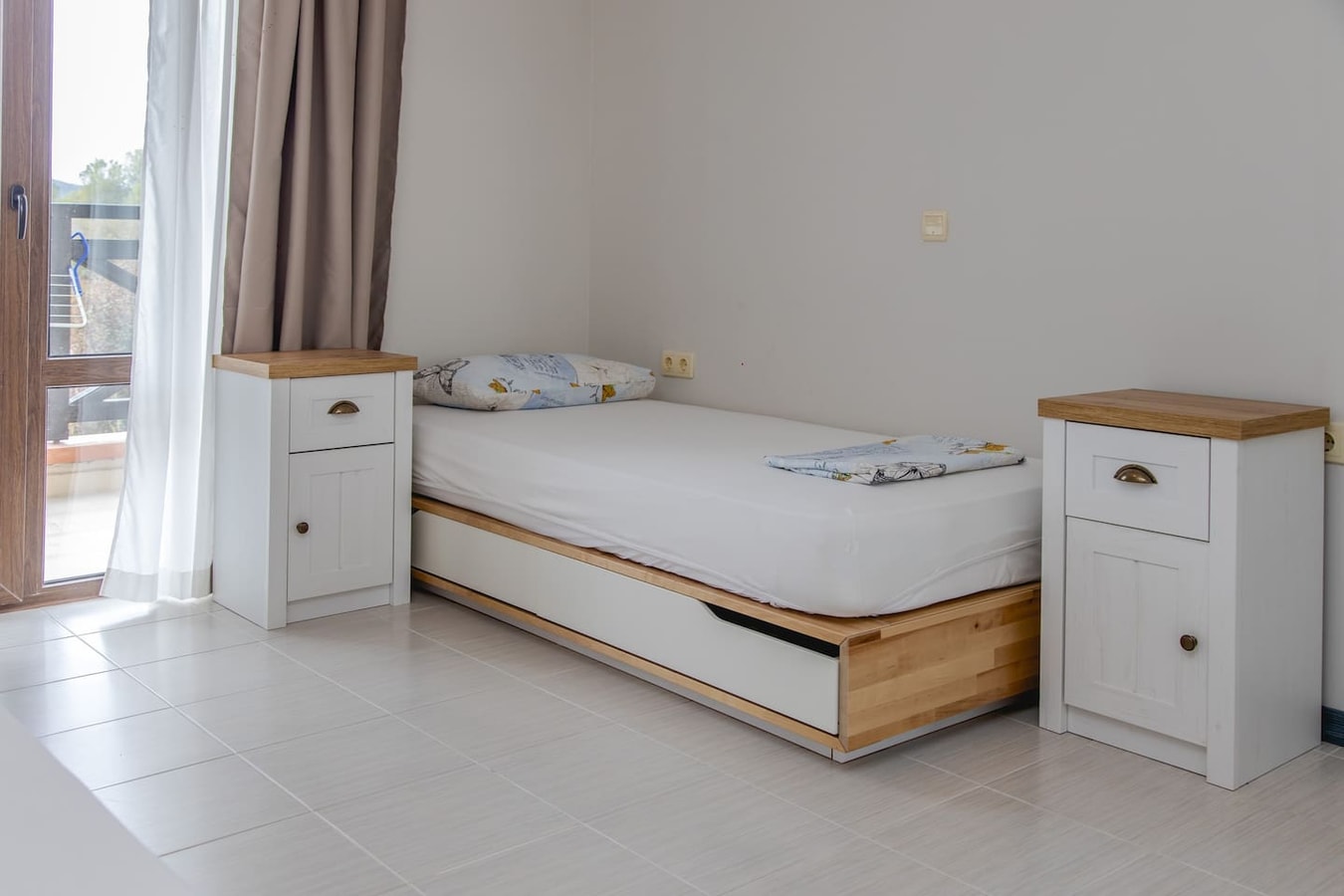 Lovely 3BD flat with PARKING and SEA VIEW 31 Flat Manager Booking