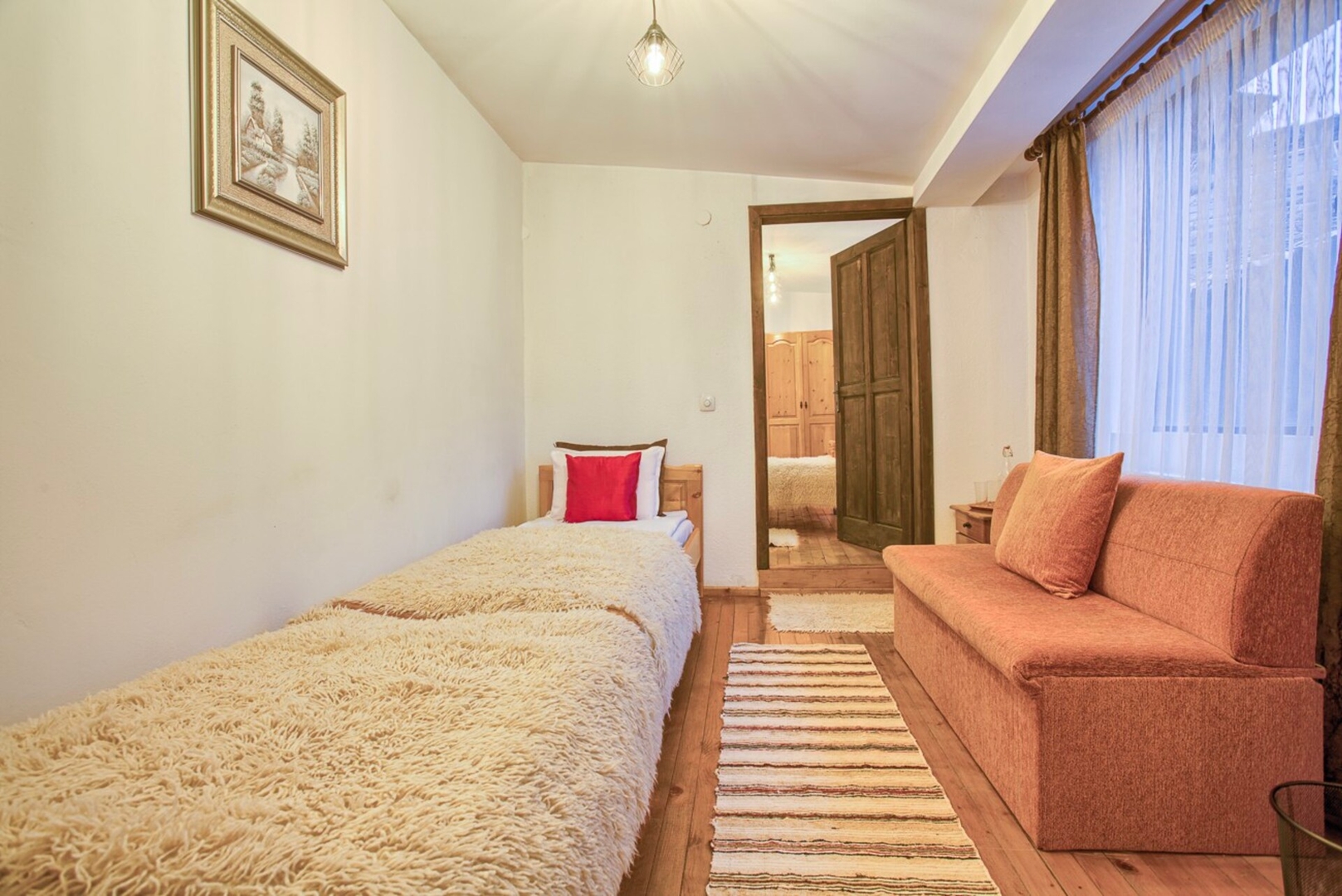 4- BDR House Monument of Culture & Architecture 13 Flat Manager Booking