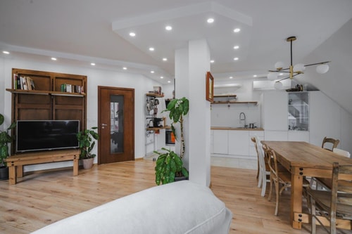 Charming & Cozy 2BD Apartment with Natural Light 4 Flat Manager Booking