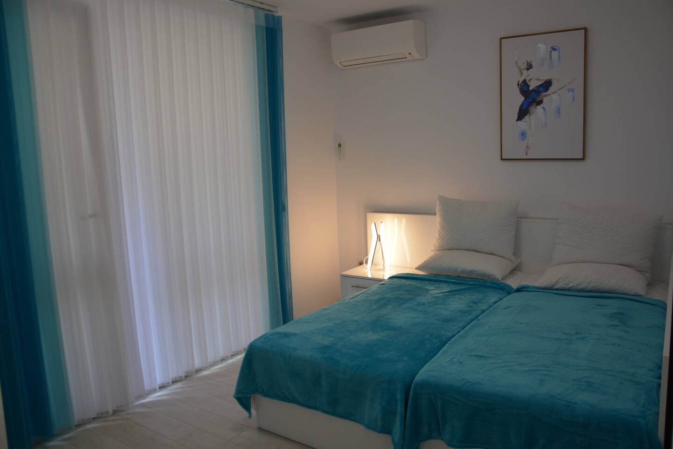 Unbeatable Location: New Lux Apartment Varna beach 41 Flat Manager Booking