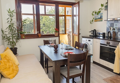 Cozy Sea-View Flat with Balcony in Galata, Varna 2 Flat Manager Booking