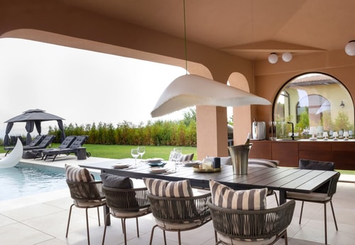 Luxury 4-bedroom Villa in Black Sea Rama Resort 18 Flat Manager Booking