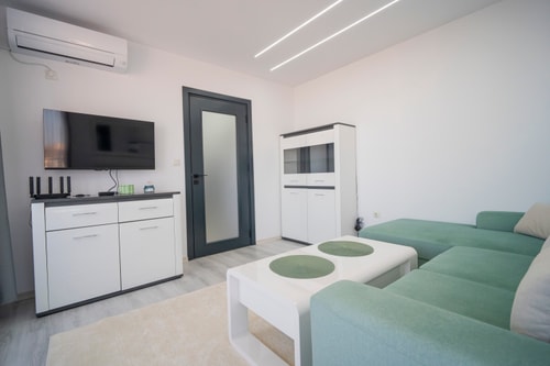 Modern Seaview Central Apartment in Sarafovo 7 Flat Manager Booking