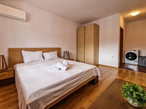 Cedar Lodge 2 Bedroom Apartment 9 Flat Manager Booking