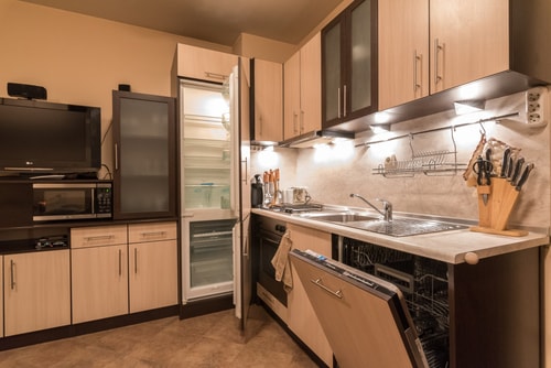 Charming, fully-furnished, 2-bedroom apartment. 9 Flat Manager Booking