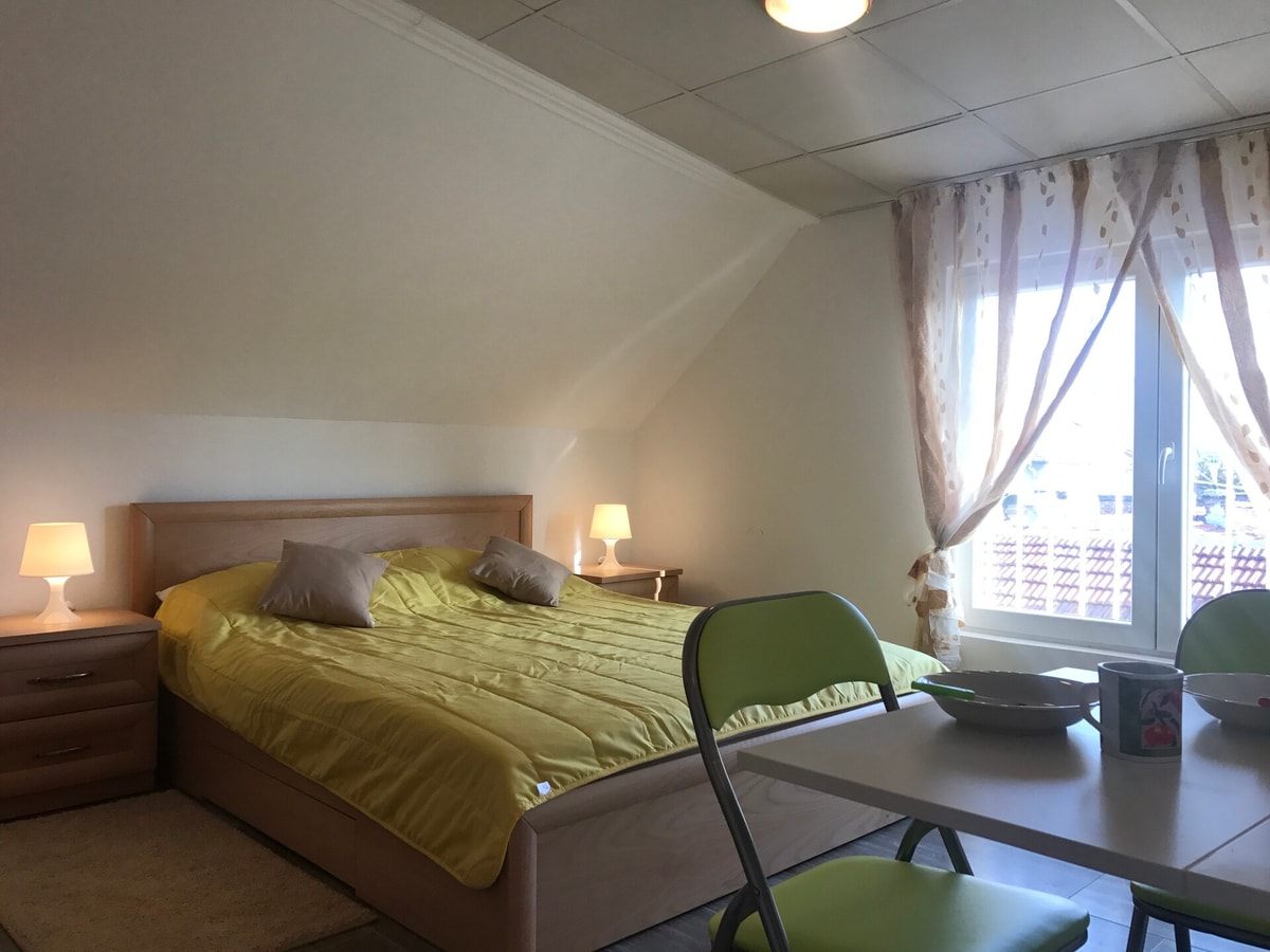 TOP CENTER STUDIO - the NEST Flat Manager Booking