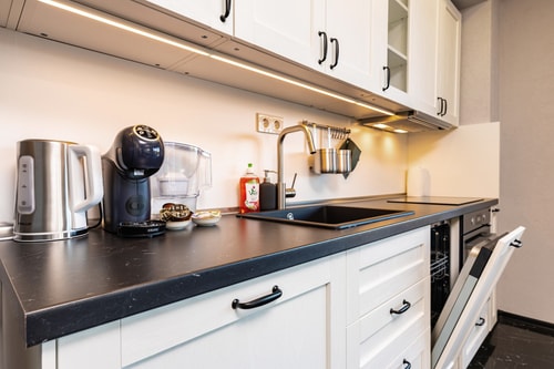 Bright Windowed Studio 10 mins to the City Centre 11 Flat Manager Booking