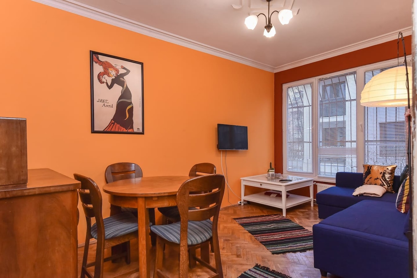 Vintage Spot - Colorful One-Bedroom Apartment Flat Manager Booking