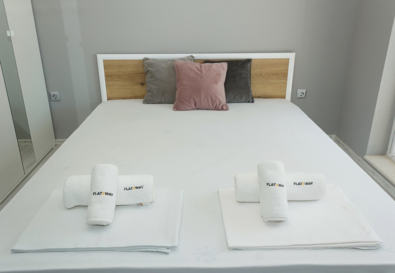 Sunny 1BD Flat in St Constantine & Helena Complex 13 Flat Manager Booking
