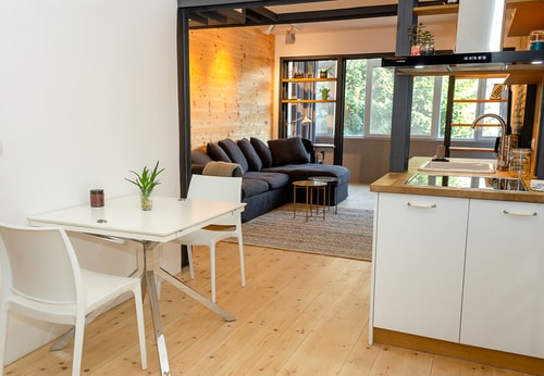 Bright & Spacious Apartment with a Charming Balcon 1 Flat Manager Booking