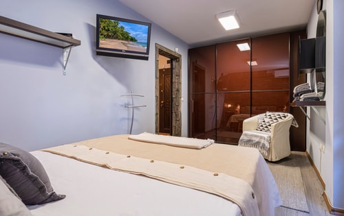 Two Stylish Apartments - TOP Location 2 Flat Manager Booking