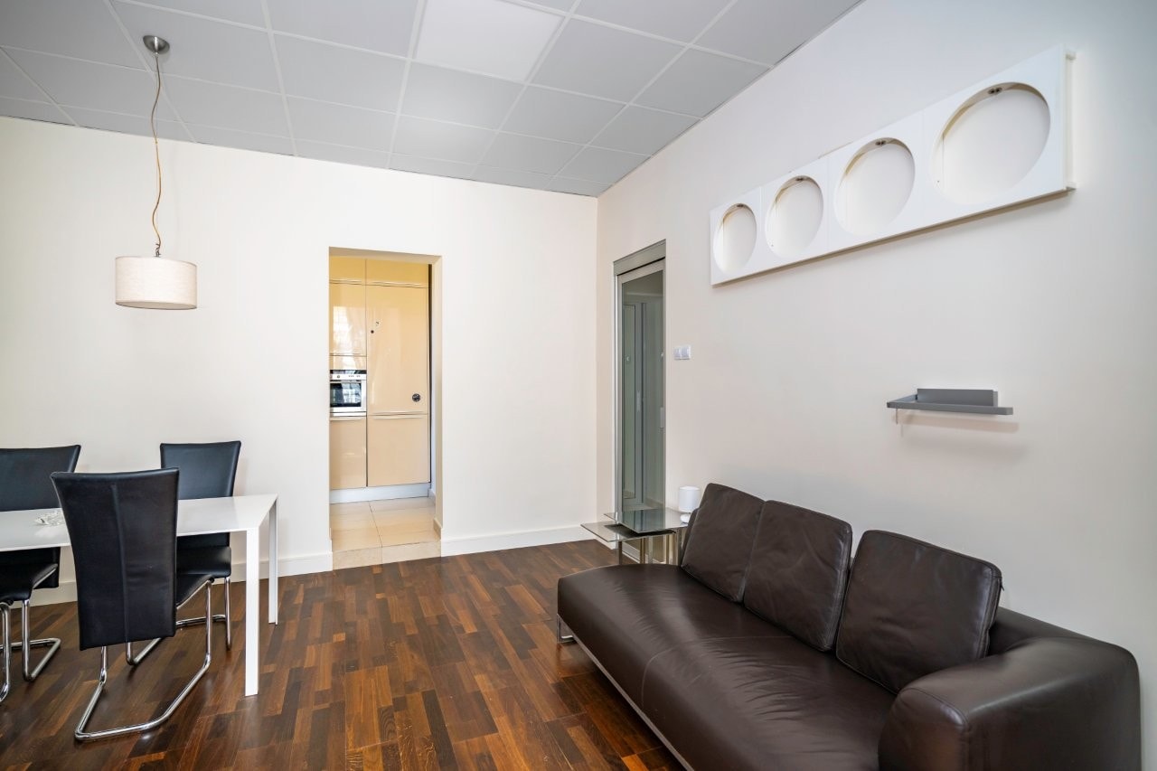 1BD Apartment - Perfect Central Location 9 Flat Manager Booking