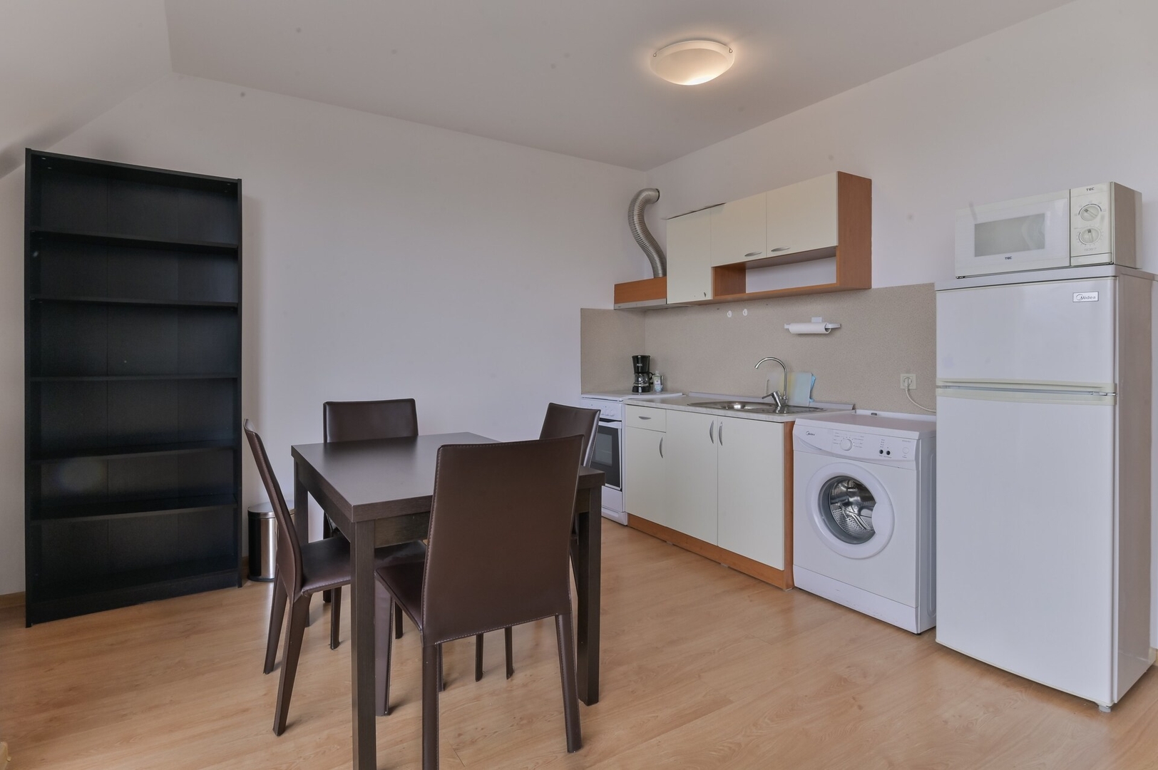 One-Bedroom Maisonette with Spacious Terrace 17 Flat Manager Booking