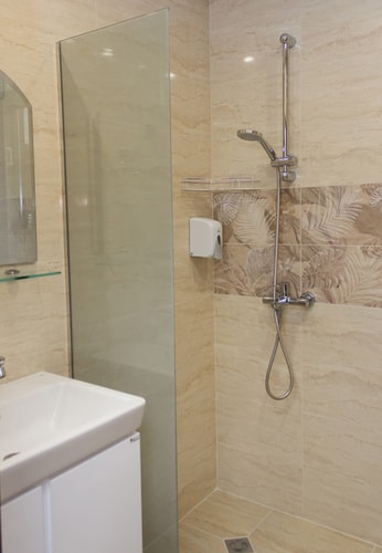 Golden Sands Center ~ 1BD Flat with Balcony 7 Flat Manager Booking