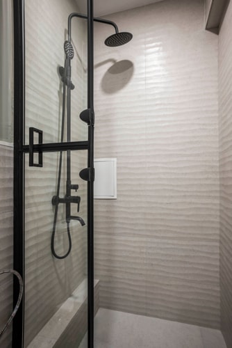 Thumbelina ~ Private Room in city Center 3 Flat Manager Booking