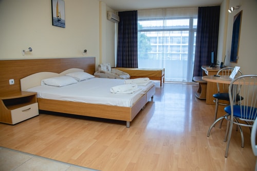 Studio with a balcony near the centre 0 Flat Manager Booking