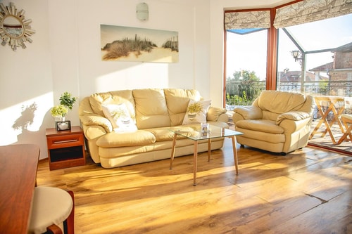 Nessebar's NEW Town TOP Centre 2-BDR Apartment 27 Flat Manager Booking
