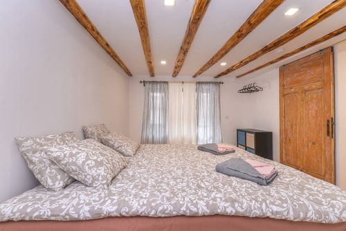 NEW Serdika Apartment | 2-BDR Artistic Maisonette 17 Flat Manager Booking