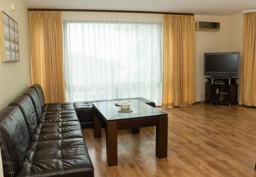 Cozy 1BD Apartment with a Spacious Terrace 6 Flat Manager Booking