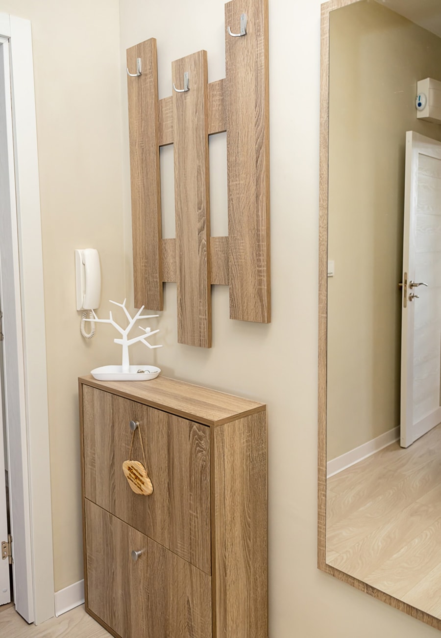 Bright One-Bedroom Flat with Balcony | Quiet Area 13 Flat Manager Booking