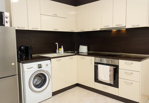 Golden Sands Center ~ 1BD Flat with Balcony 2 Flat Manager Booking
