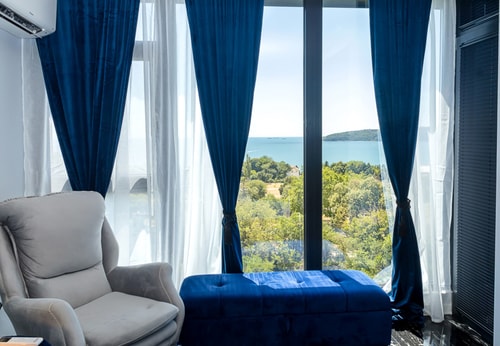 Royal View –Luxury 2BR Apartment with Sea Panorama 28 Flat Manager Booking