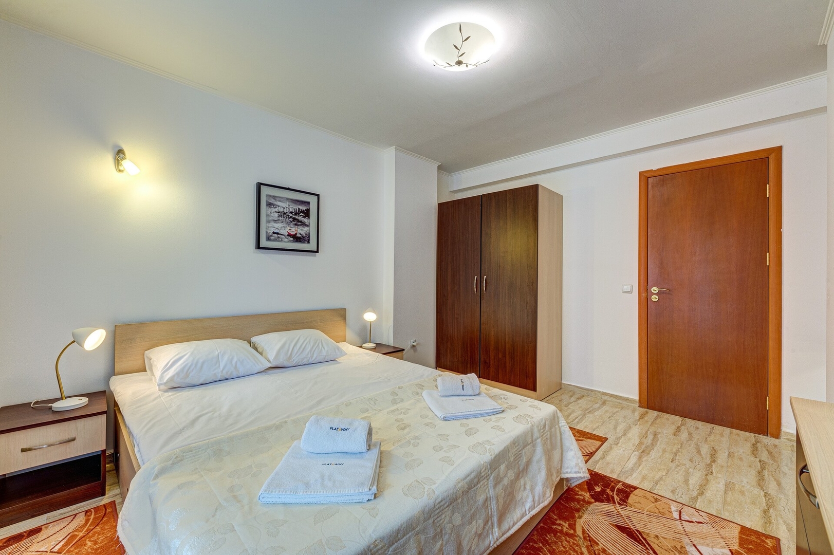 Bright and Spacious 2-BDR Apartment with Balcony 13 Flat Manager Booking