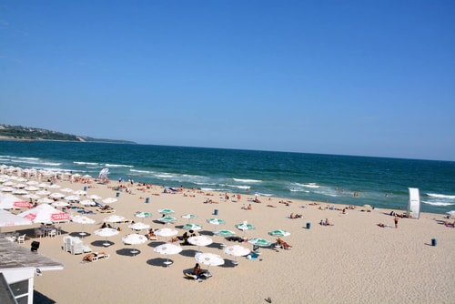 Unbeatable Location: New Lux Apartment Varna beach 24 Flat Manager Booking