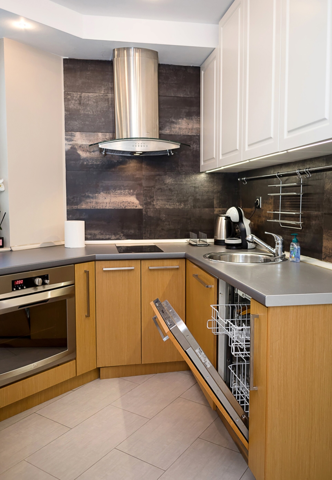 Modern 1-Bedroom Retreat in Varna’s Sea Garden 13 Flat Manager Booking