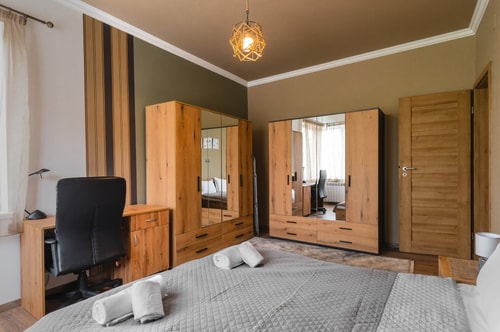 Eagles' Bridge ~ 1BD flat with desk 3 Flat Manager Booking