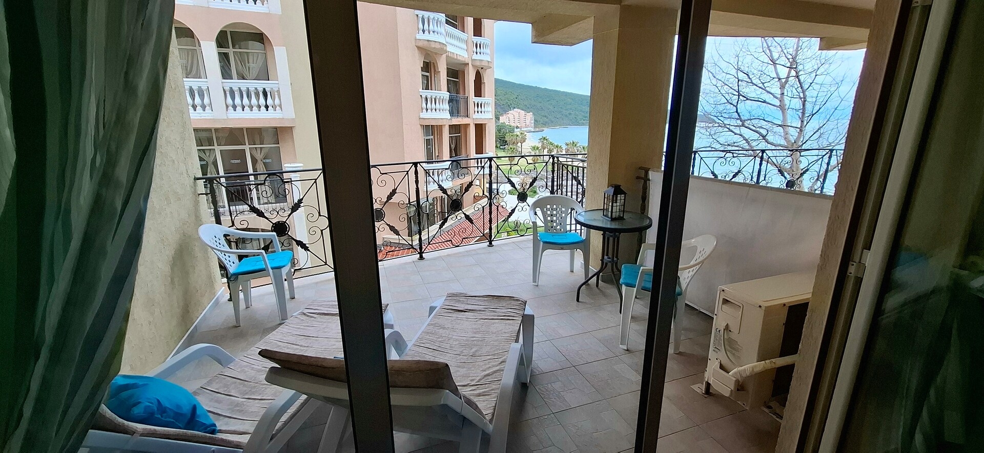Stunning Sea View Studio in Elenite 1 Flat Manager Booking