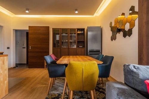 Yonita Gladstone 2BD · The Honeycomb Hideaway 8 Flat Manager Booking