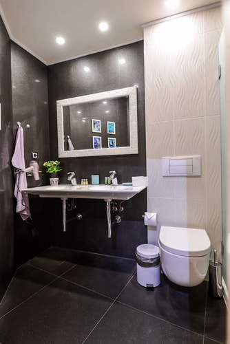 Champs-Élysées Sofia | 2BDR 2BTHR 24 Flat Manager Booking