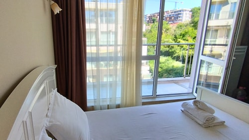 Peaceful Two-Bedroom in Briz, Varna 21 Flat Manager Booking