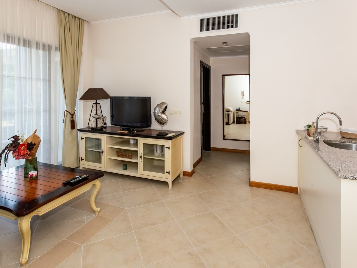 Thracian Cliffs Golf & Beach Resort - Private Home 8 Flat Manager Booking