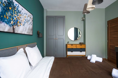 Lux Flat next to Park with working space 15 Flat Manager Booking
