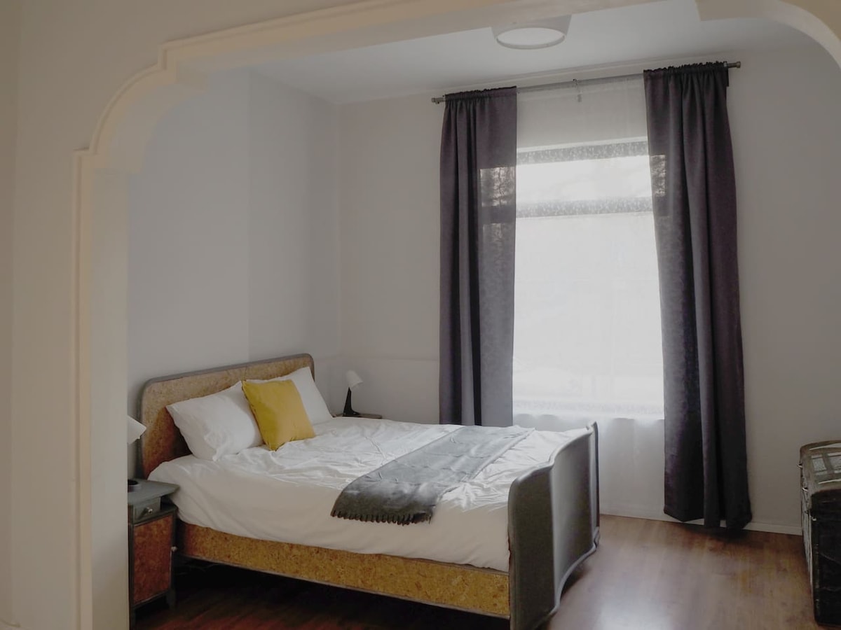 Caché ✦ Bright One-Bedroom Apartment in Sofia 8 Flat Manager Booking