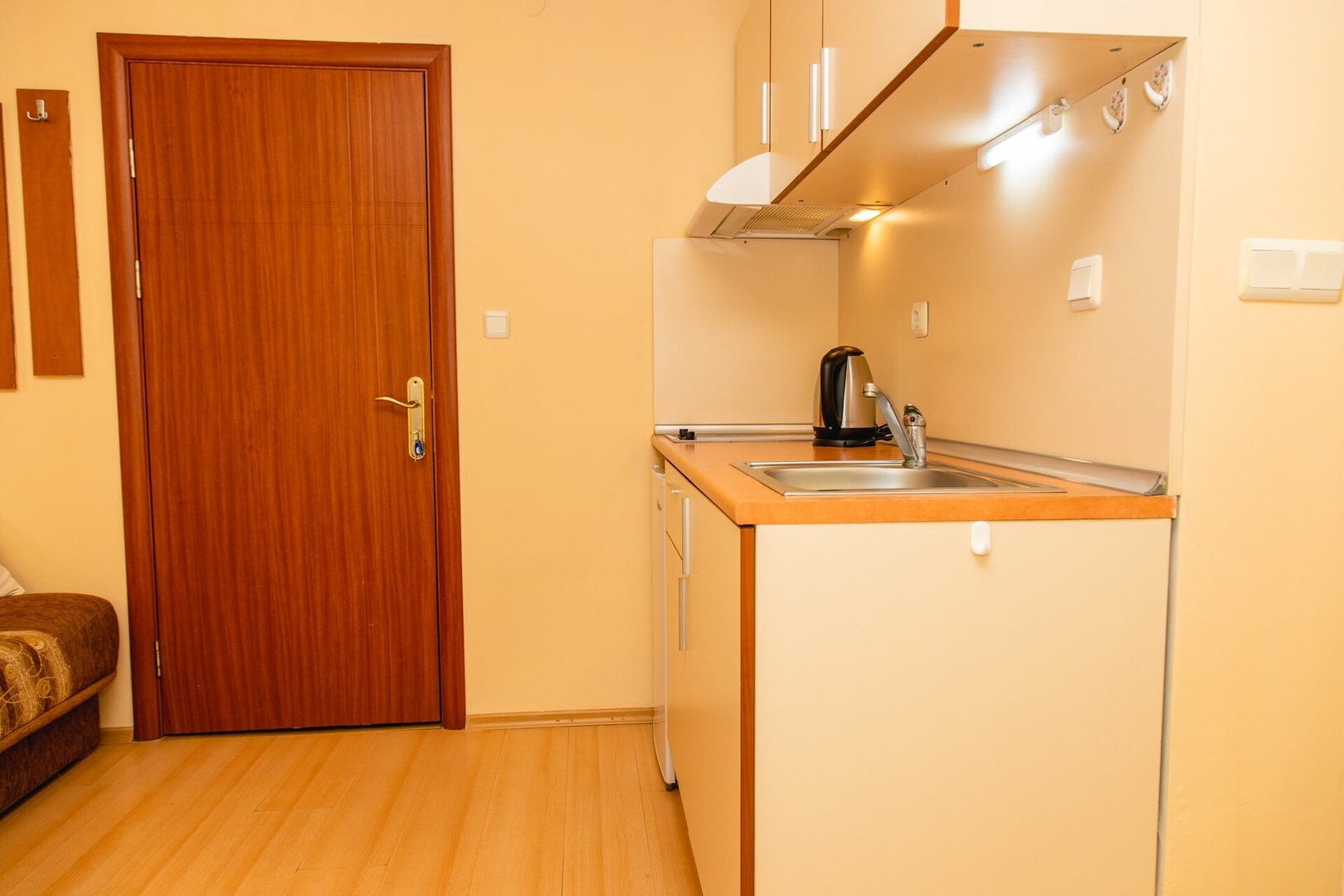 Compact studio with an indoor pool near Cacao Beach 7 Flat Manager Booking