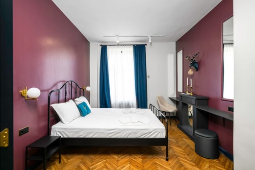 Royal Retreat - Your central designer spot 3 Flat Manager Booking