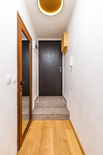 The Crash Pad Studio 11 Flat Manager Booking