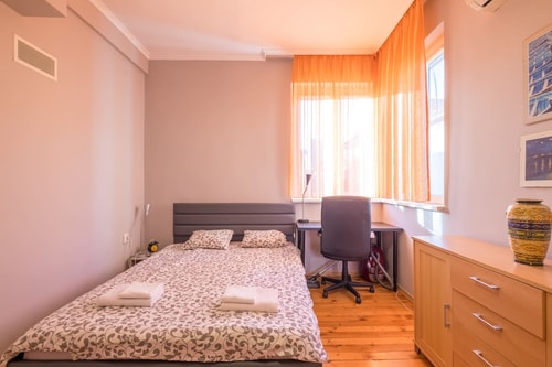 Beautiful Business Apartment - Ivan Denkoglu Str 16 Flat Manager Booking