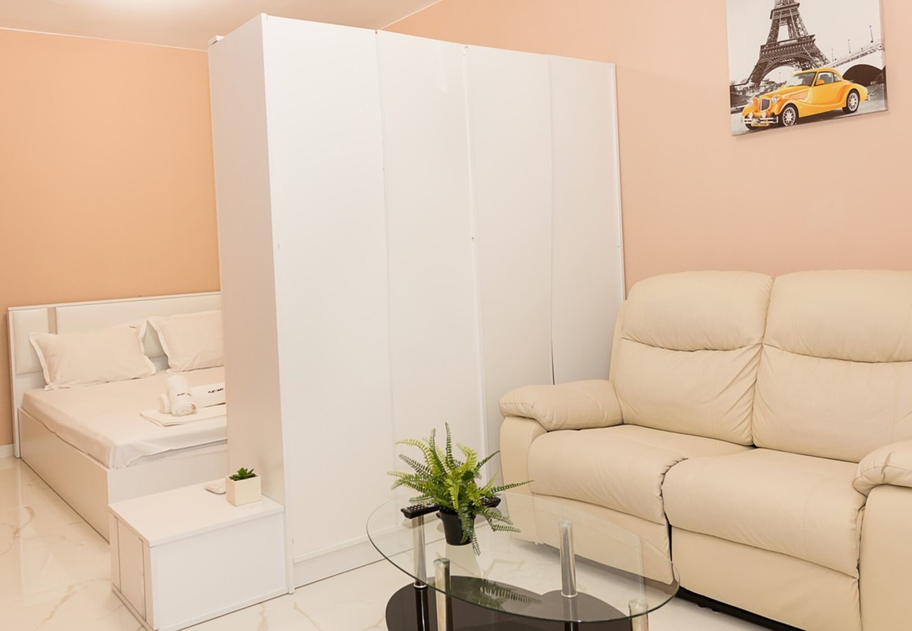 Comfy 1-Bedroom Apartment in Chayka Neighbourhood 7 Flat Manager Booking