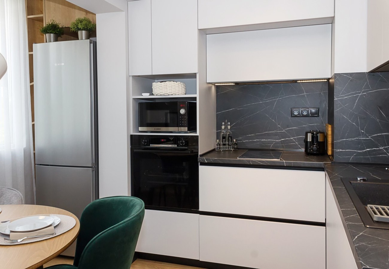 1BD Sea Garden Retreat with Dedicated Workspace 15 Flat Manager Booking