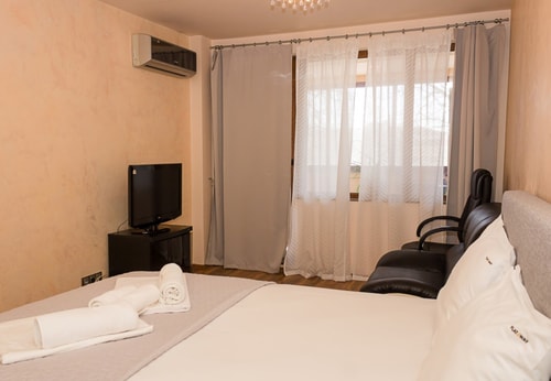  26 Flat Manager Booking