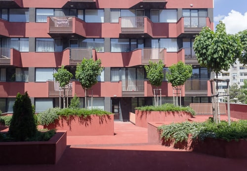 ~Sunny Blue ~ One-Bedroom Flat with Balcony 25 Flat Manager Booking