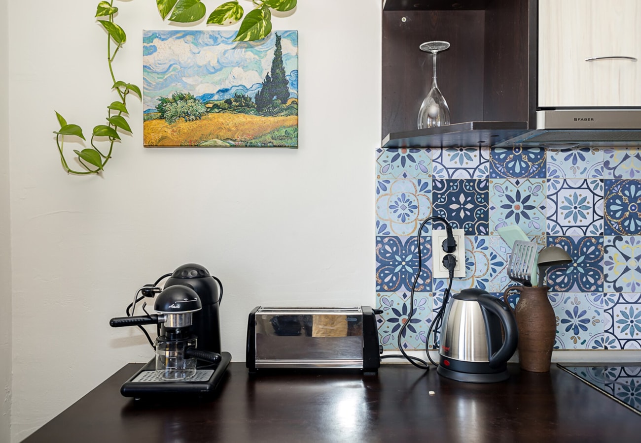 Cozy Sea-View Flat with Balcony in Galata, Varna 21 Flat Manager Booking