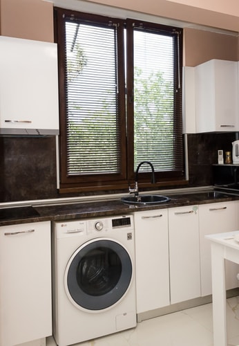 Comfy 1-Bedroom Apartment in Chayka Neighbourhood 17 Flat Manager Booking